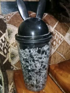 Cup