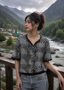 Stylish Black & White Patterned Top