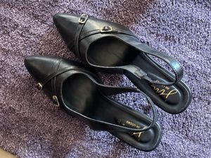 black slingback heels