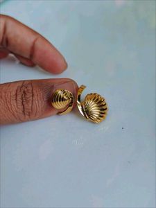 Golden Shell ring
