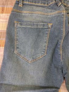 here and now Distressed Denim Jeans