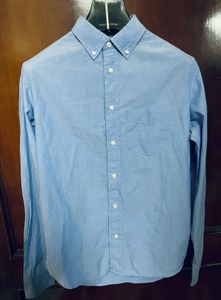 Gap Classic Blue Button-Down Shirt