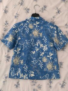 New with tag Blue Short Sleeve Button-Up Shirt