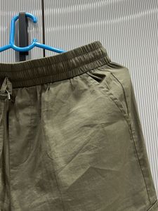 Olive Green Cargo Pants 🆕 With Out Tag 🏷️