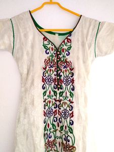 Off White Anarkali, Barely Used, XS