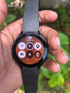 Samsung Watch 4