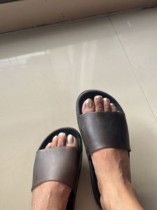 Comfortable Black Slides