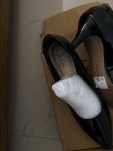 Clarks-Black Patent Pointed Toe Heels