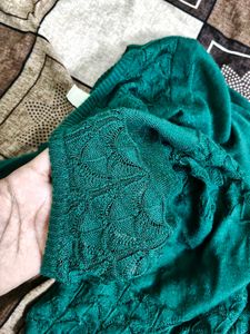 Teal Knit Sweater with Textured Pattern