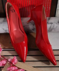 Carlton london kitten heels