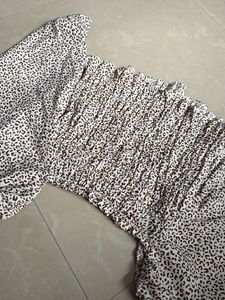 Chic Leopard Print Smocked Top