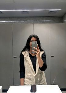 Stylish Sleeveless Vest