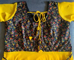 Chiffon Yellow Floral Print Gown with back threads