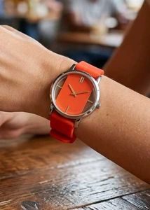 Fashionable Wrist Watch combo with out battery