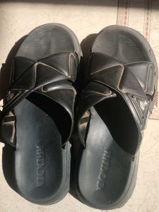 women's Black Stylish Flip-Flops