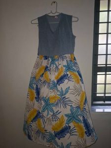 COMBO OF Floral sleeveless Dresses 🌼