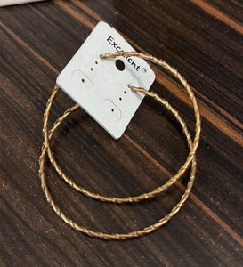 4 sets of stylish earrings