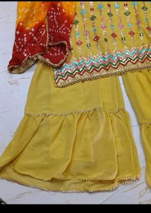 bust 40 Yellow Embroidered Kurta Set with Dupatta