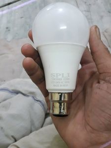 Spli New Brand Led bulb 12w Original Best Quality