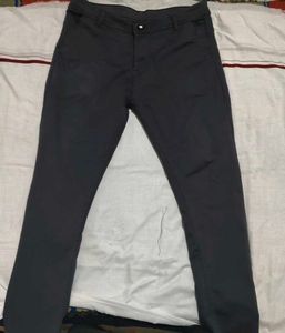 offer 🎁 Men's Dark Grey Slim Fit Chino Trousers