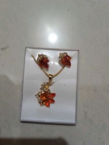 Elegant Necklace &amp; Earring Set
