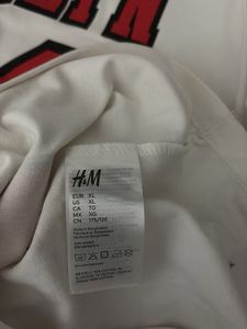 hnm Brooklyn Graphic Tee size XL