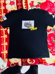 Black Graphic Print T-Shirt