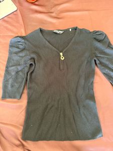 Black Ribbed Puff Sleeve Top