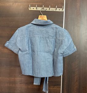 Cute Denim Tie-Front Crop Top
