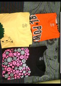 (fixed price)Bundle of 3 Graphic T-Shirts