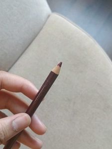 Deep Red Lip Liner Pencil