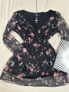 Sheer Floral Print Long Sleeve Top