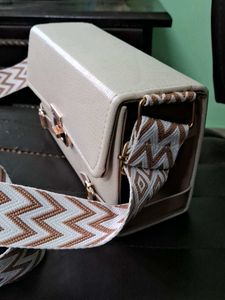 Stylish Textured Crossbody Bag
