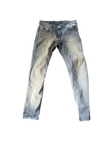 Distressed Wash Denim Jeans