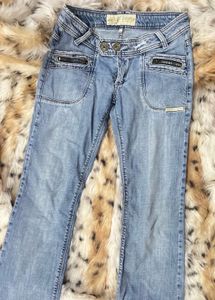 RARE Y2K low waist FREEMAN PORTER Light Wash Denim