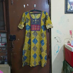 combo of 4 mixed kurti set