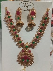 Elite Fancy Jewellery Set For Woman's