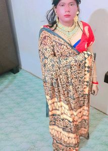 Beautiful Printed Saree with blause soft fabric