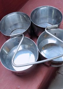 Handled Curry Bowl
