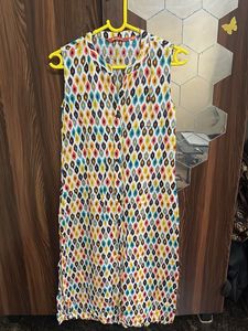 Vibrant Printed Sleeveless Kurta
