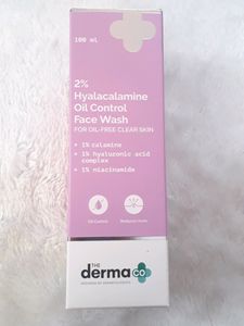 The Derma Co 2% Hyalacalamine Oil Control Face Was