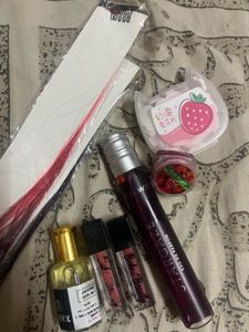 MAKEUP ACCESSORIES