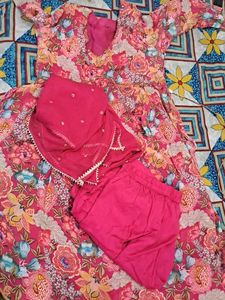 Beautiful Floral Print Maxi Dress