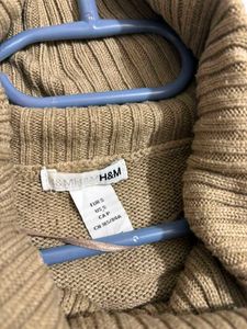 🎉Buy1 Get1 Free🎉H&amp;M Cowl Neck Sweater L
