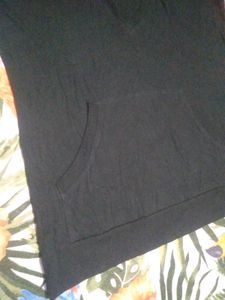 Black Hoodie Top - Casual Comfort