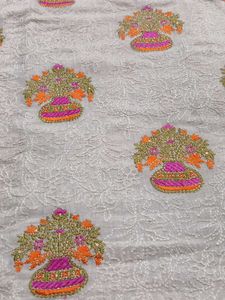 Elegant off White Kurta with Floral Embroidery