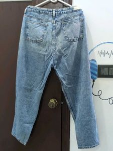 Stylish Ripped Blue Denim Jeans