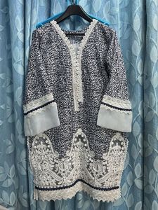 blue Floral Pakistani style Kurta with Lace Detail
