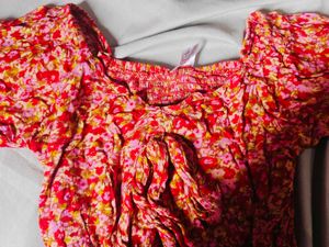 Chic Floral Print Smocked Top
