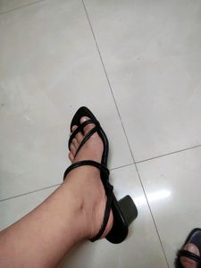 Stylish Zudio Heels
